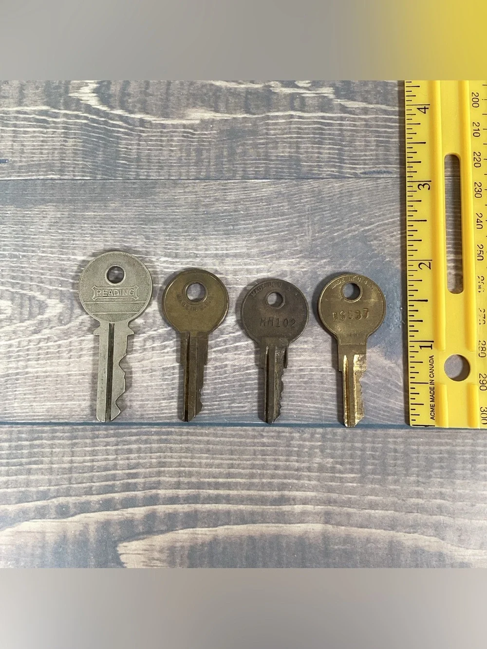 Vintage lot 20